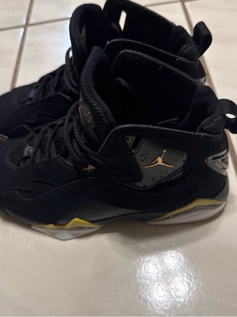 Jordan Black Sneaker with Gold Jumpman Accent - Picture 2 of 6